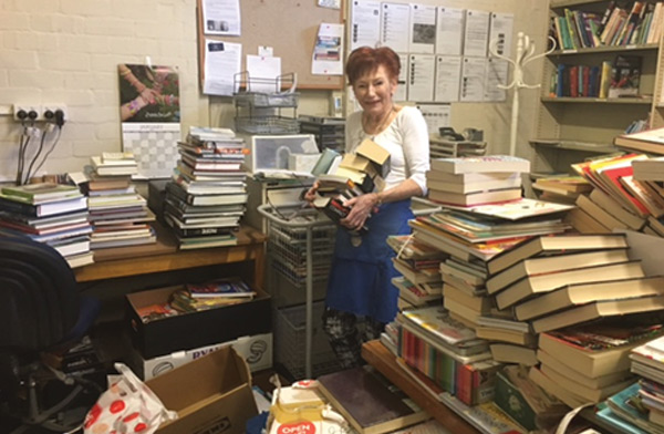 Glenside Lions Club volunteer